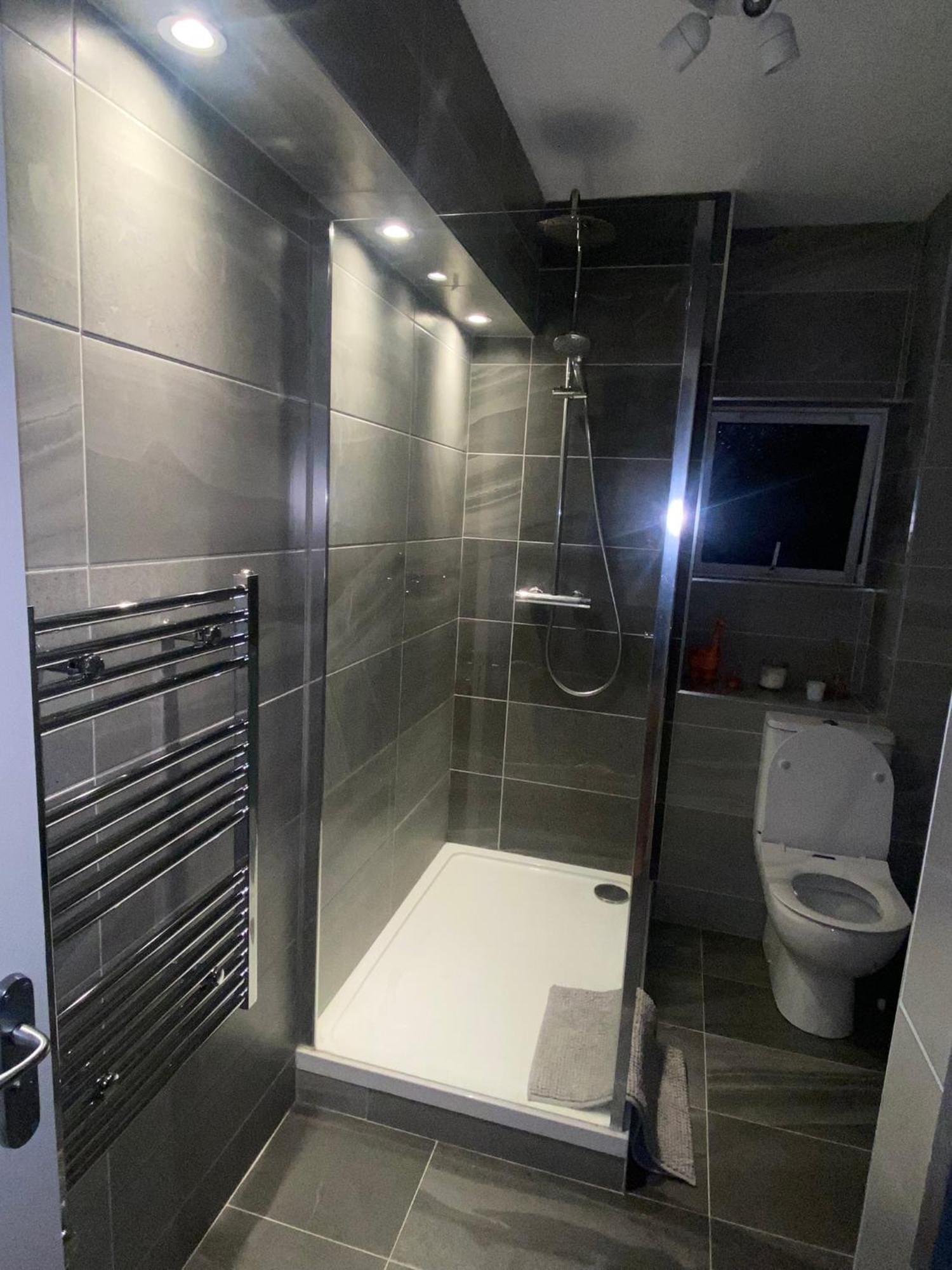 Private Double Bedroom In Modern Dublin Apartment Dış mekan fotoğraf